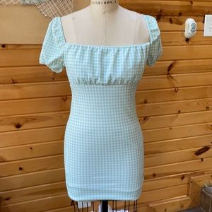 Missguided puffy sleeve dress